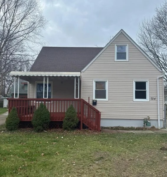 Building Photo - 724 E 341st St
