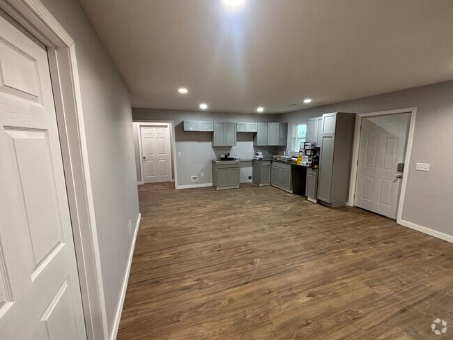 Building Photo - 8331 State Hwy 401 Rental