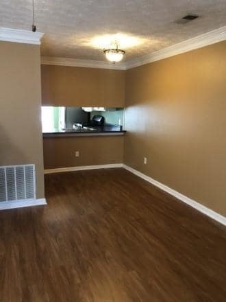 Photo - 1035 Plantation Way