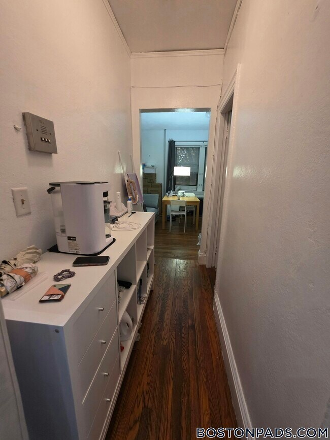 Photo - 82 Jersey St Unit 1