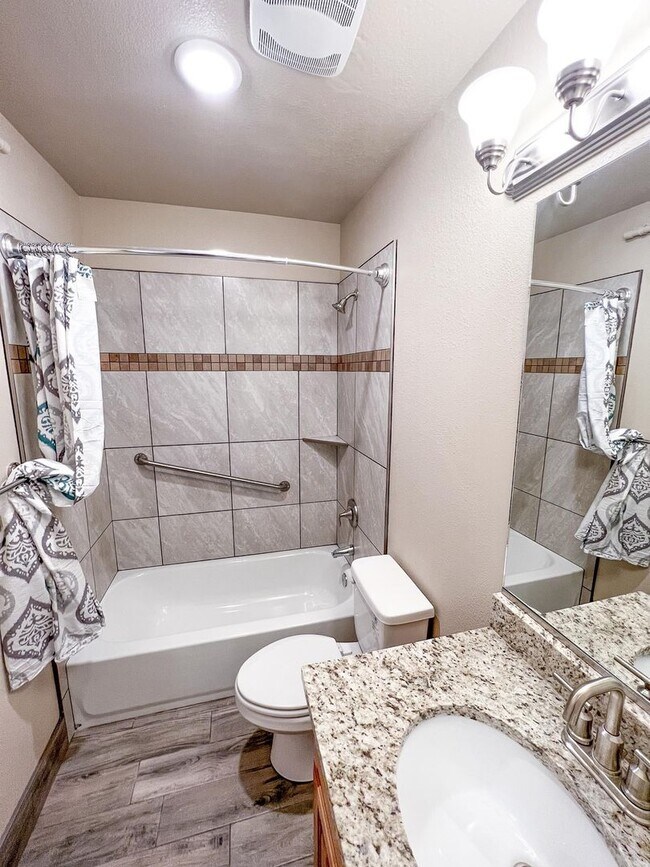 Photo - S105 2 Bed 2 Bath in Hildale *utilities included*