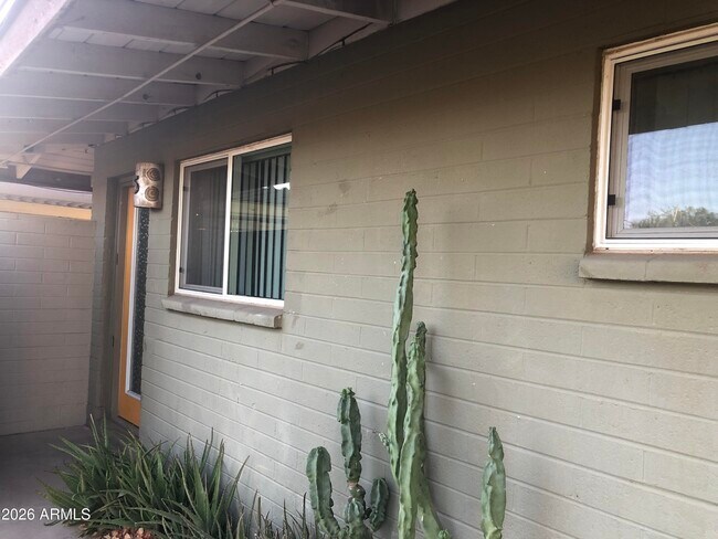 Photo - 2020 S Granada Dr