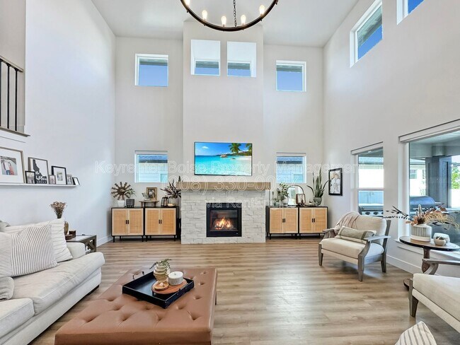 Photo - 8168 W Brooks Dr