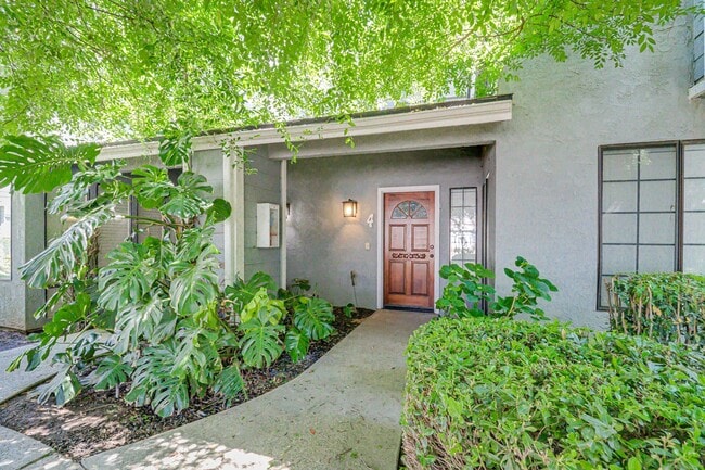 Building Photo - 7330 Stockdale Hwy