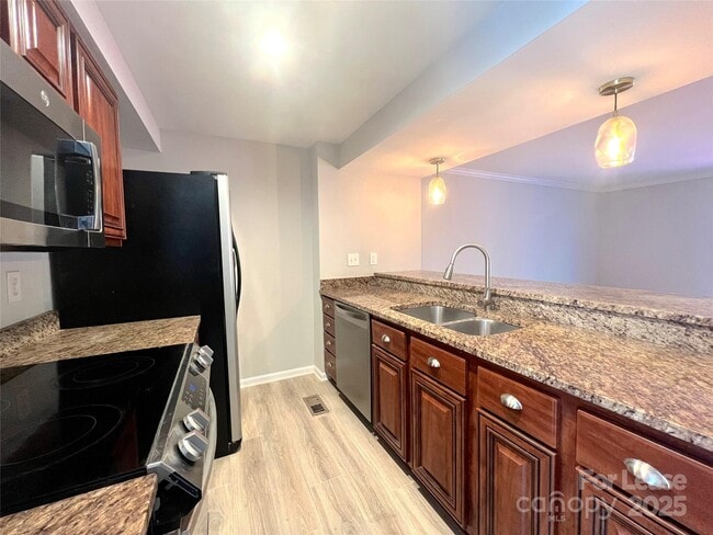 Photo - 1317 Maple Shade Ln