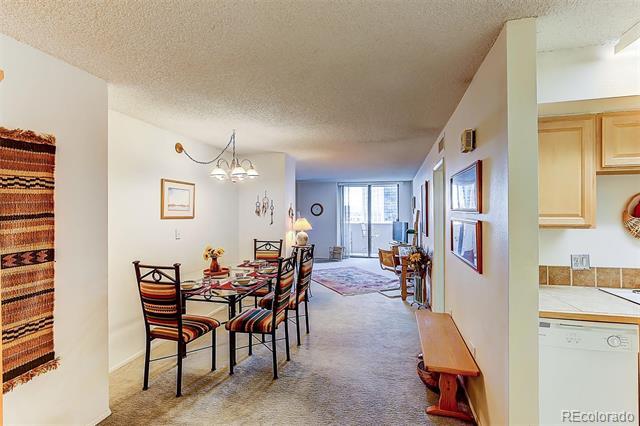 Building Photo - 1020 15th St Unit 22D