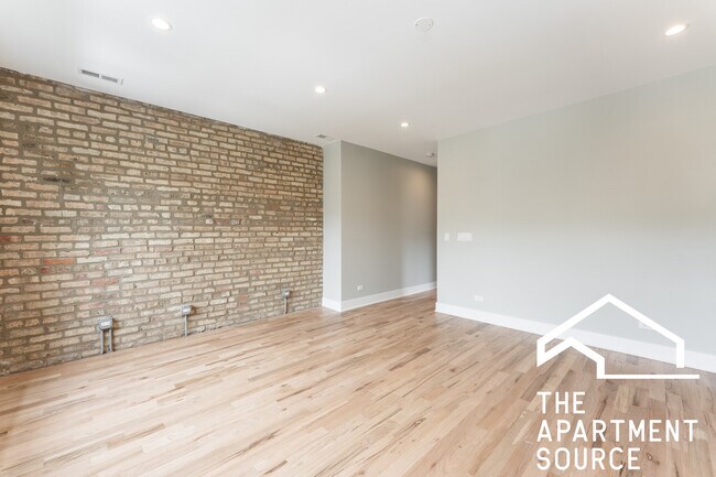 Photo - 2537 N Campbell Ave Unidad 3