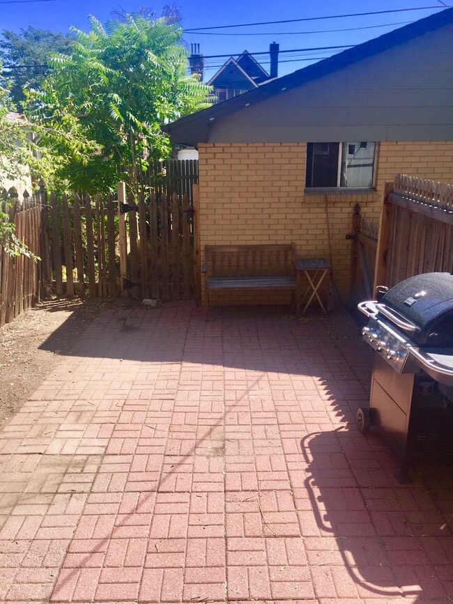 358 N Sherman St