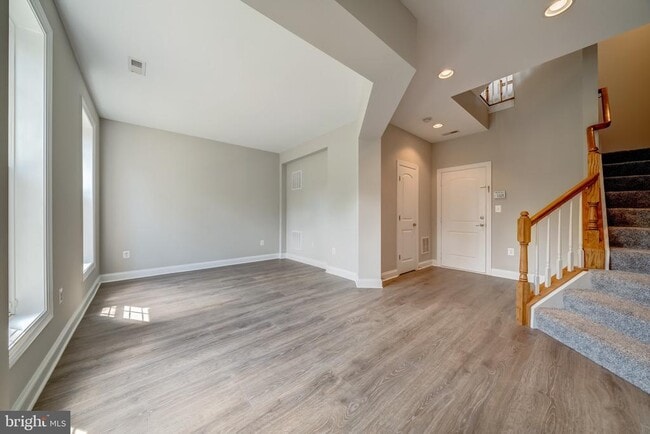 Photo - 15970 Greymill Manor Dr