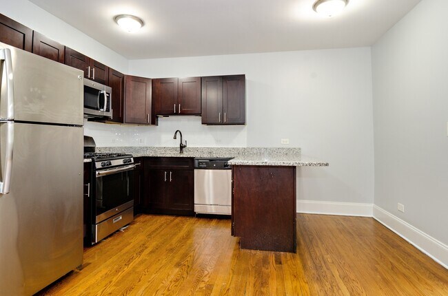 1611 W Juneway Terrace
