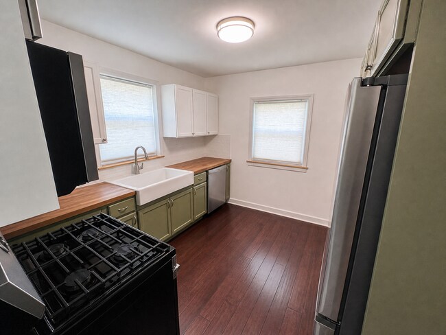 Photo - 1006 Hull Ave