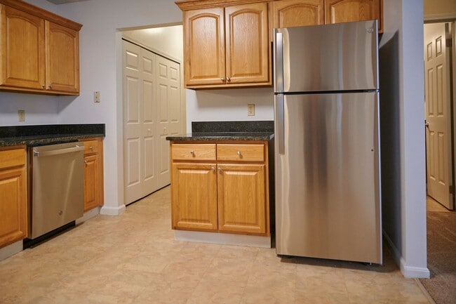 Grand Bay Apartments and Townhomes