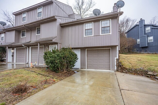 Building Photo - 3102-3108 Eaton Street Unit 3102 Eaton St