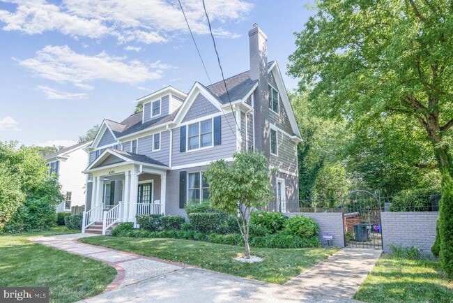 Building Photo - 4304 Dresden St
