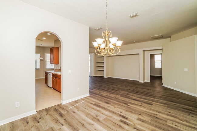 Photo - 4419 Huddlestone Dr