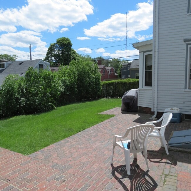 Photo - 984 Chestnut St Unit 2