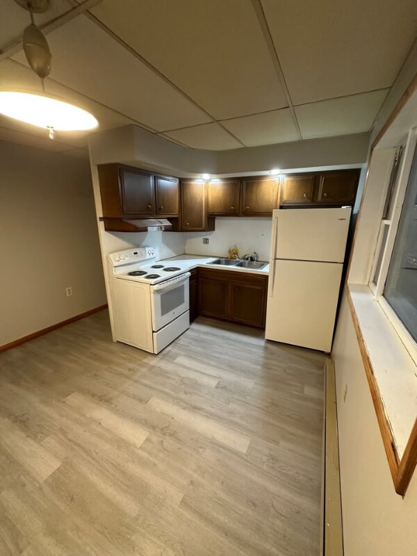 Photo - 111 Sunbury St Unidad 2