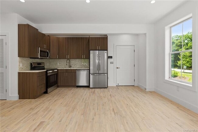 385 Kear St 1A  