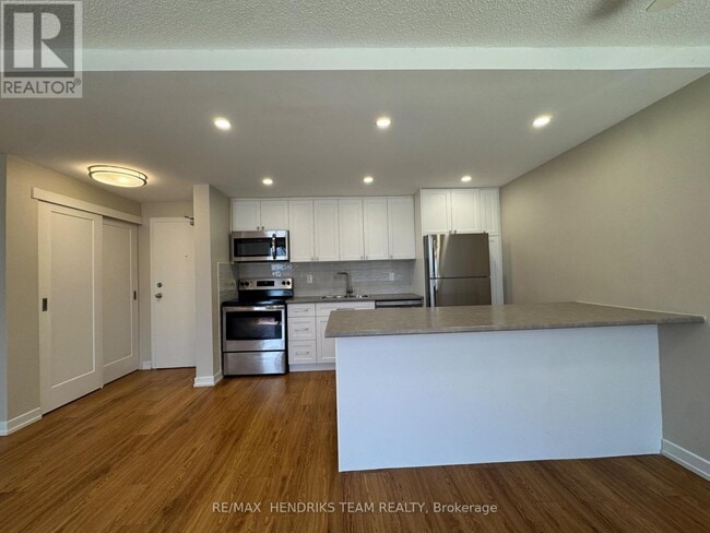 Photo - 80 Rockwood Ave Unité B102