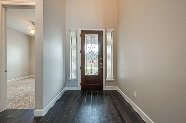 Photo - 6527 Camillia Ct