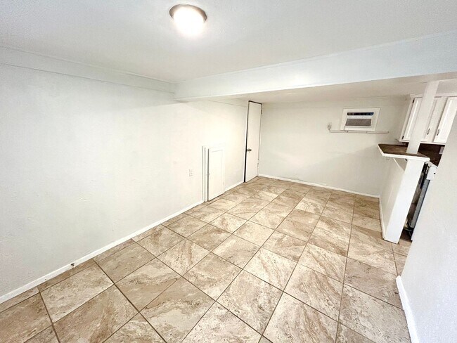 Photo - 224 Army Boulevard Unidad 6