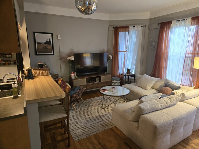 Photo - 802 Lowell St Unit #2