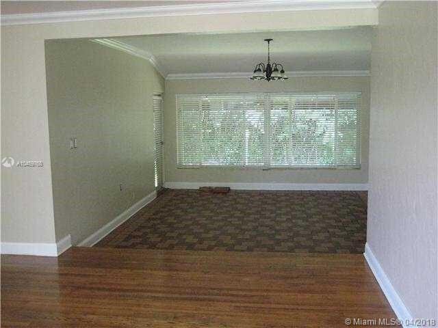 Photo - 334 Velarde Ave