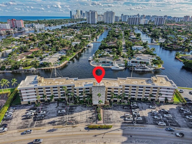 Building Photo - 301 Golden Isles Dr Unit 403