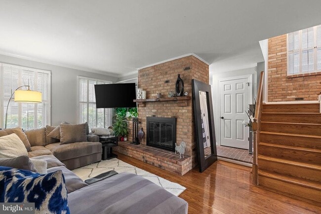 Photo - 2115 Fairfield Pl