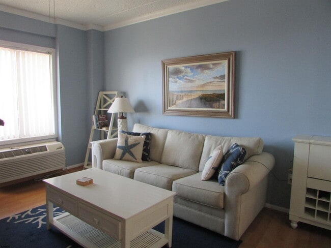 Photo - 5300 Boardwalk Unit 102