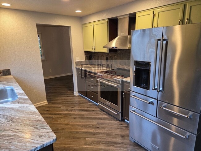 Photo - Check Out This Gorgeous 3 Bedroom, 2 Bath ...