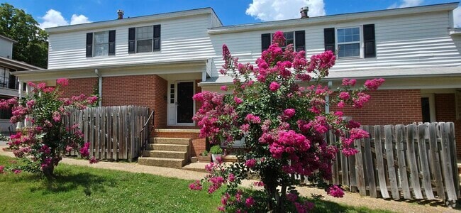 Building Photo - 5700 B St Unit 11 Rental