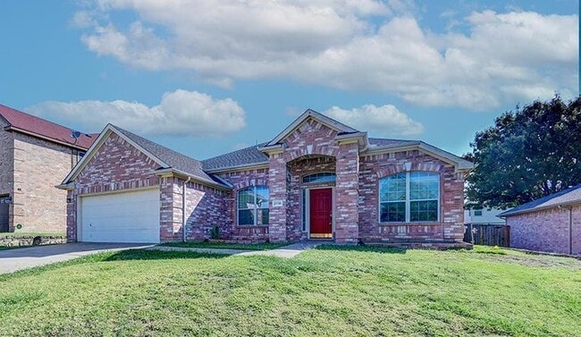 Building Photo - 2710 Logan Dr Rental