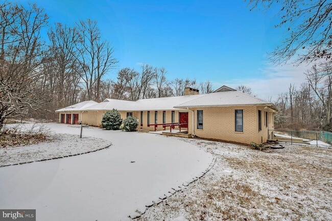 Photo - 97 Hardy Dr House