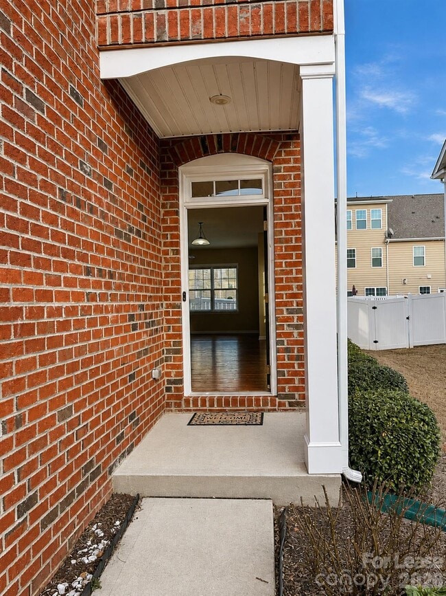 Photo - 107 Dellbrook St