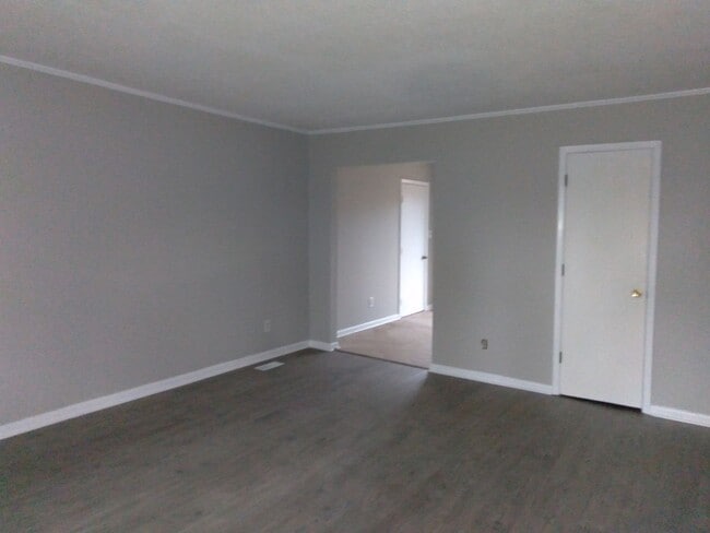 Photo - 309 Tall Pine Rd