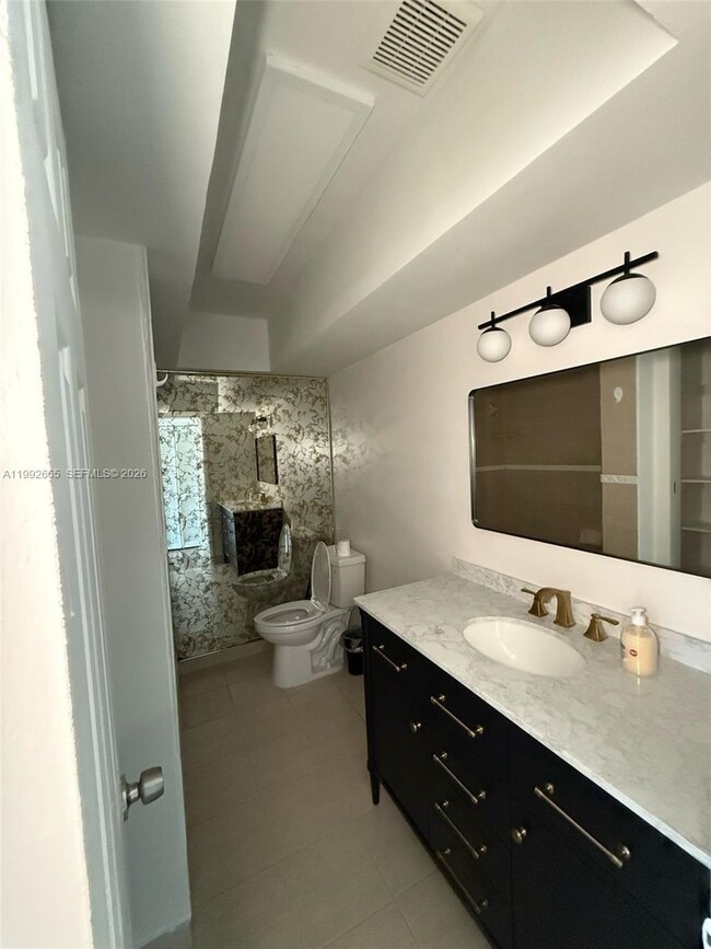 Photo - 5460 SW 38th Ct