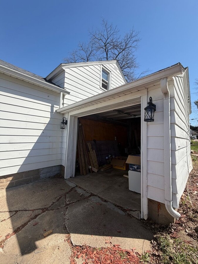 Photo - 132 N Jackson St