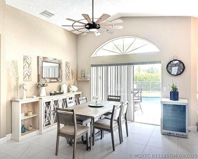 15072 Corby Ct