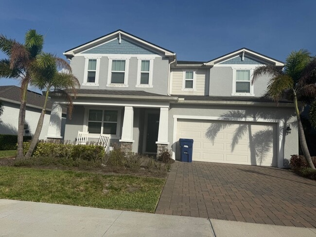 Building Photo - SPACIOUS PRIVATE POOL HOME IN GATED COMMUNITY