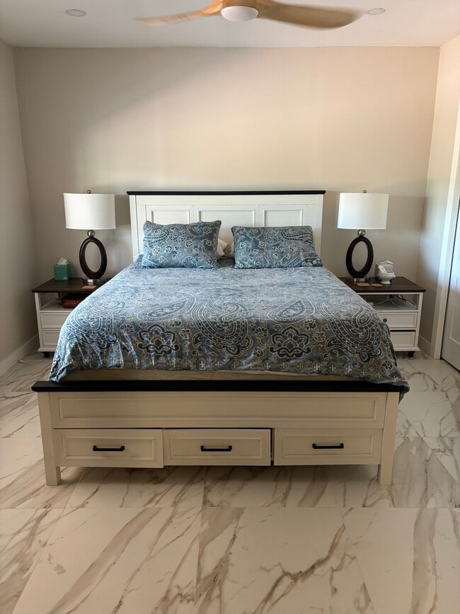 Photo - 148 Kamal Pky Casa