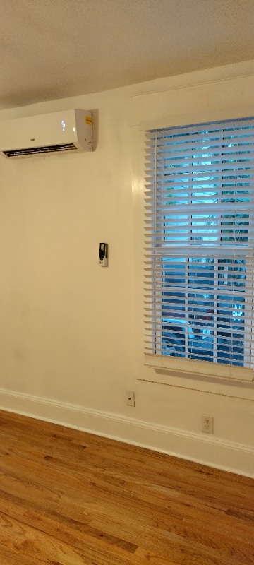 Photo - 260 St George St Unit 6