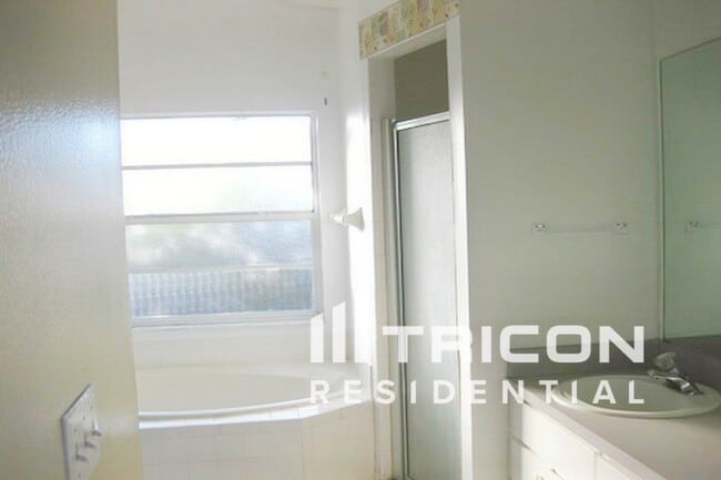 Photo - 1650 Callie Ct