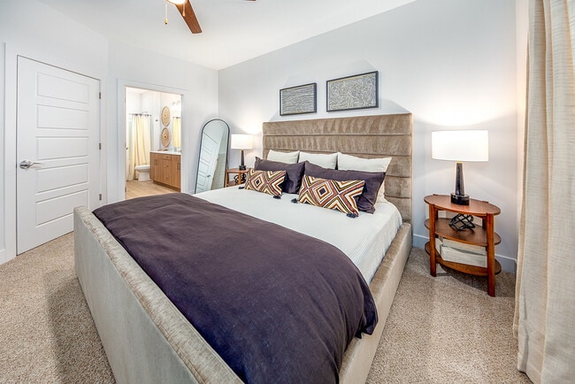 The-Chadwick-Apartments-for-NorthPoint-by-ArchPhotoKC-MODELS-10 (2) - The Chadwick