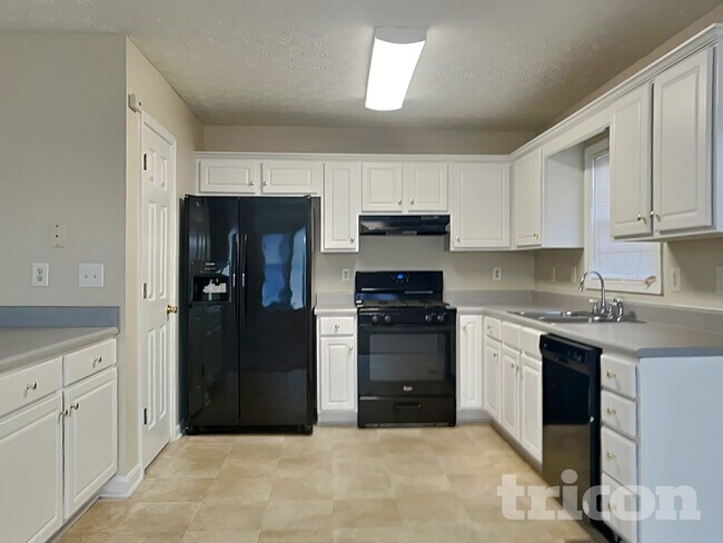 Photo - 4408 Lamar Dr