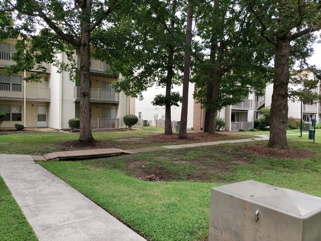 Photo - 572 Candle Ln