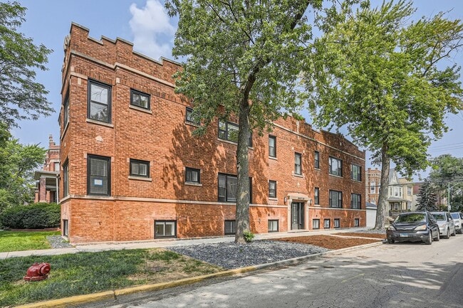 Building Photo - 2602 N Springfield Ave Unit 1