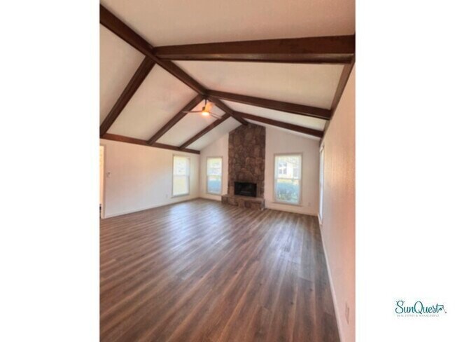Photo - Beautifully updated 3 bedroom, pool home z...