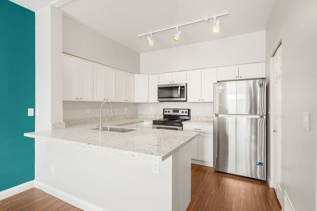 Photo - 2 Bedroom 2 Bath Townhouse 2 Car Garage S ...