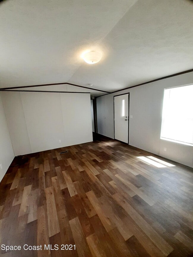 Photo - 1632 Ridge Dr
